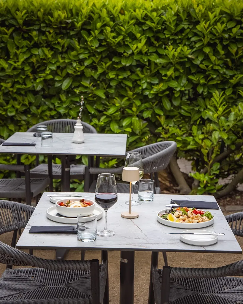 Restaurant Livingroom ristorante a Höhe