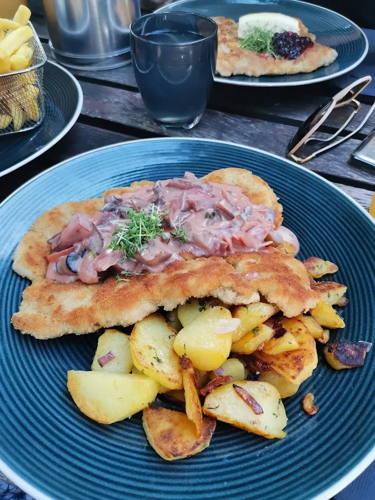 Joyce Fliegel_Restaurant Historisches Rathaus_Taunus_review