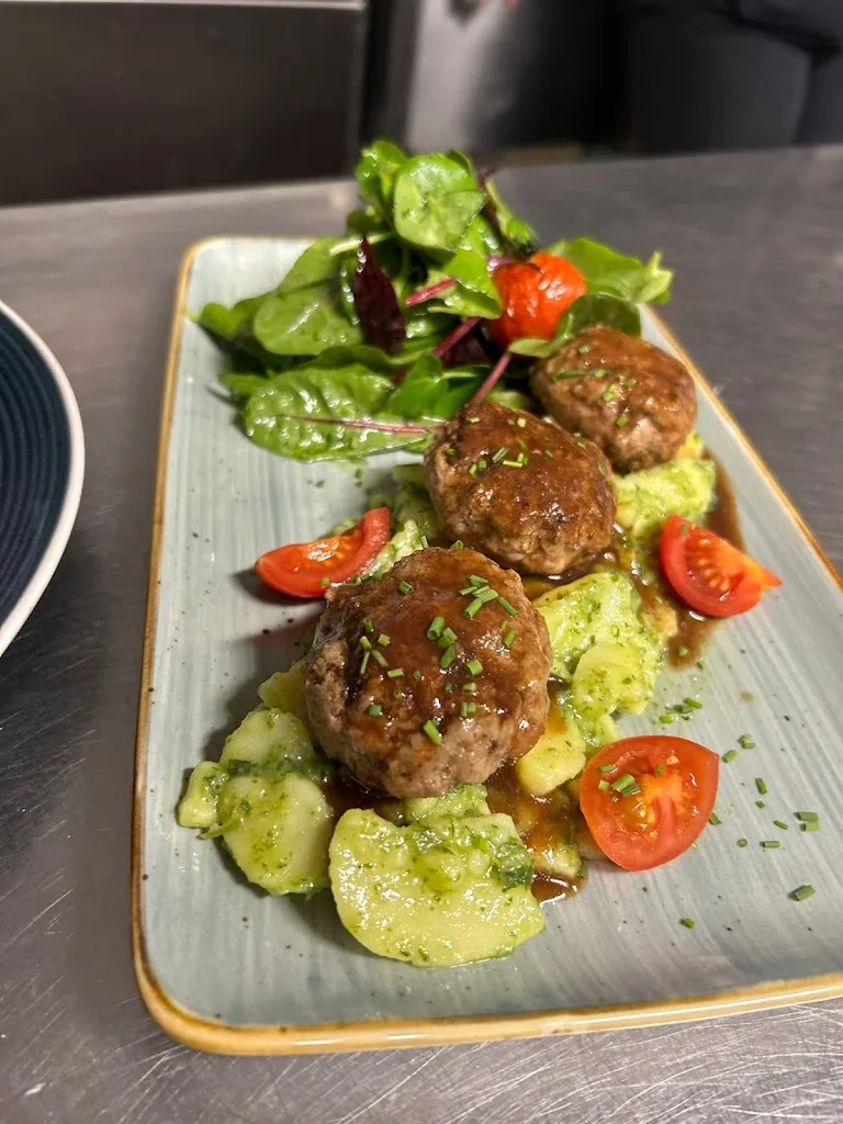 Restaurant Historisches Rathaus_Taunus_slider_image_2