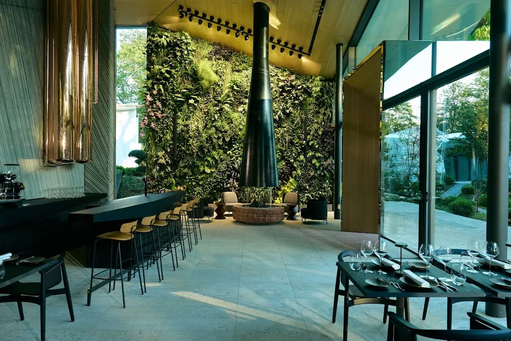 FOGO e ÁGUA restaurant in Orb