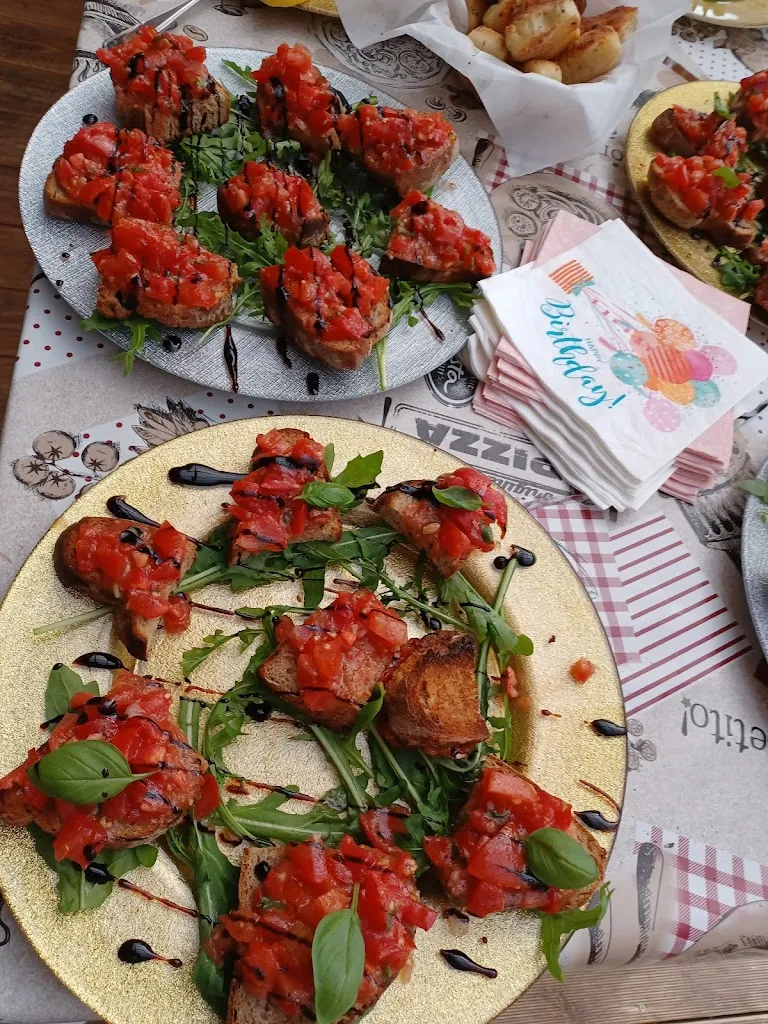 Menu_Restaurant Pizzeria Bella Vista da giorgio_Tal_immagine_7