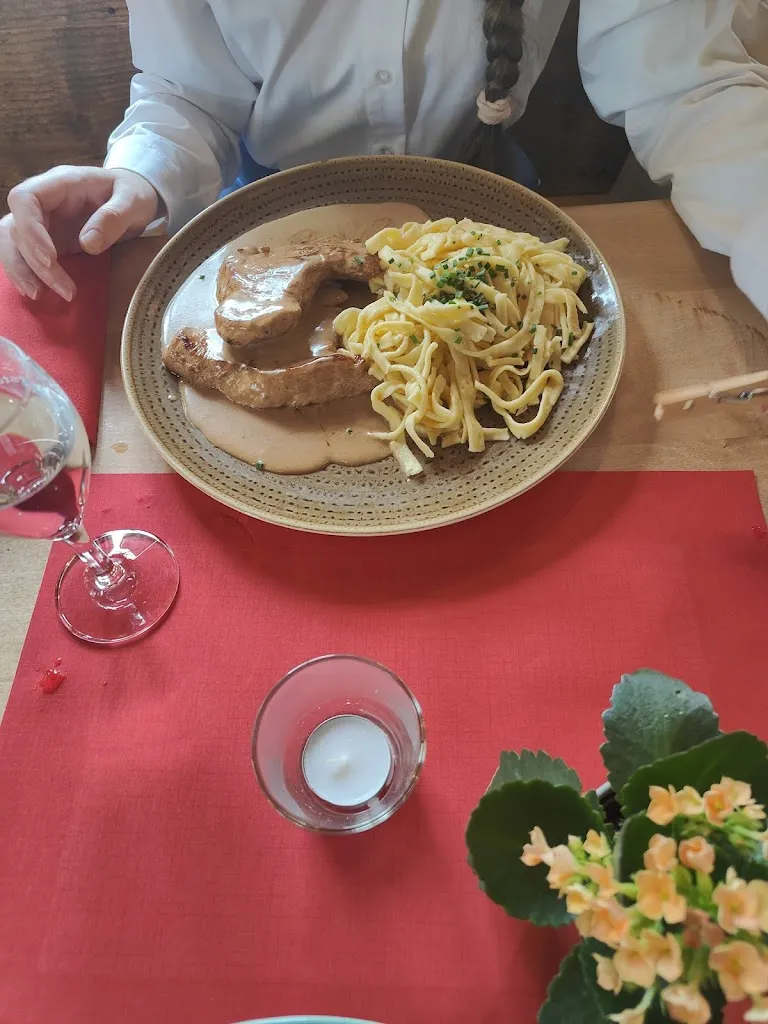 Kevin Standke_Gasthof Kompf_Kusterdingen_reseña