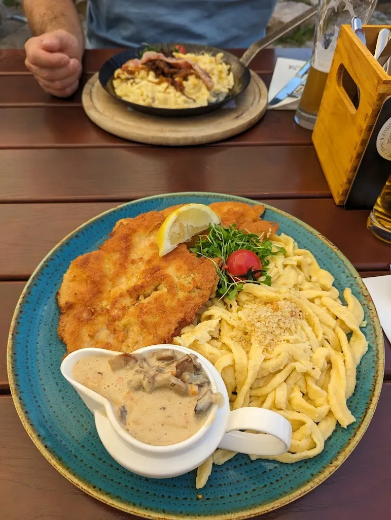 Thassos Vögtli_Gasthof Kompf_Kusterdingen_reseña