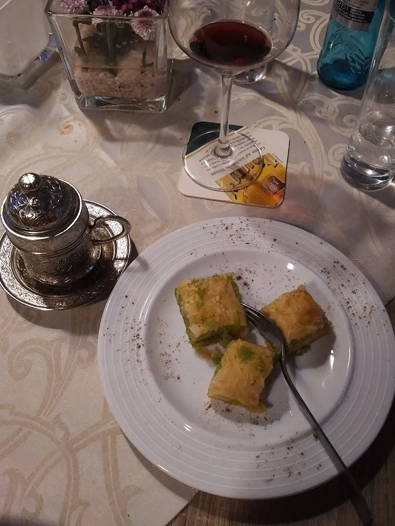 Menu_Uzuns Restaurant_Taunus_imagen_5