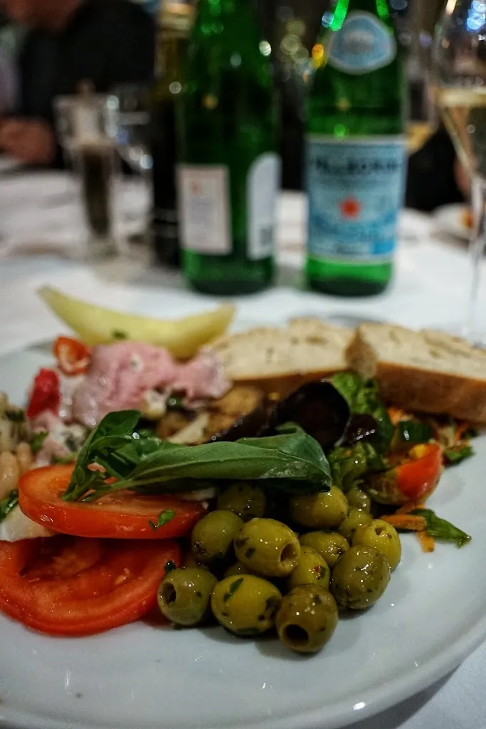 S. H._La Cucina im Ratskeller Neuenhain_Taunus_review