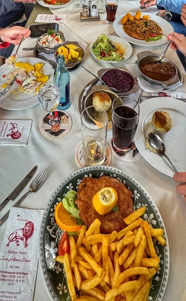 Alexander Gerlach_The Golden Lion_Mossautal_review