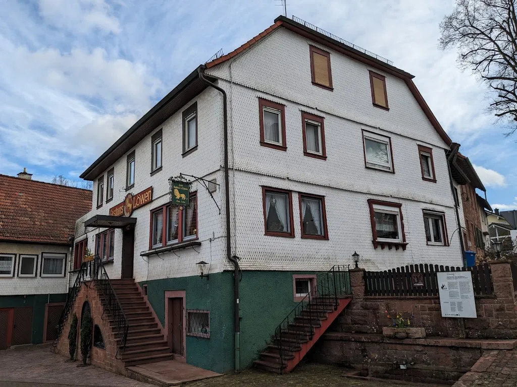 The Golden Lion restaurant in Mossautal