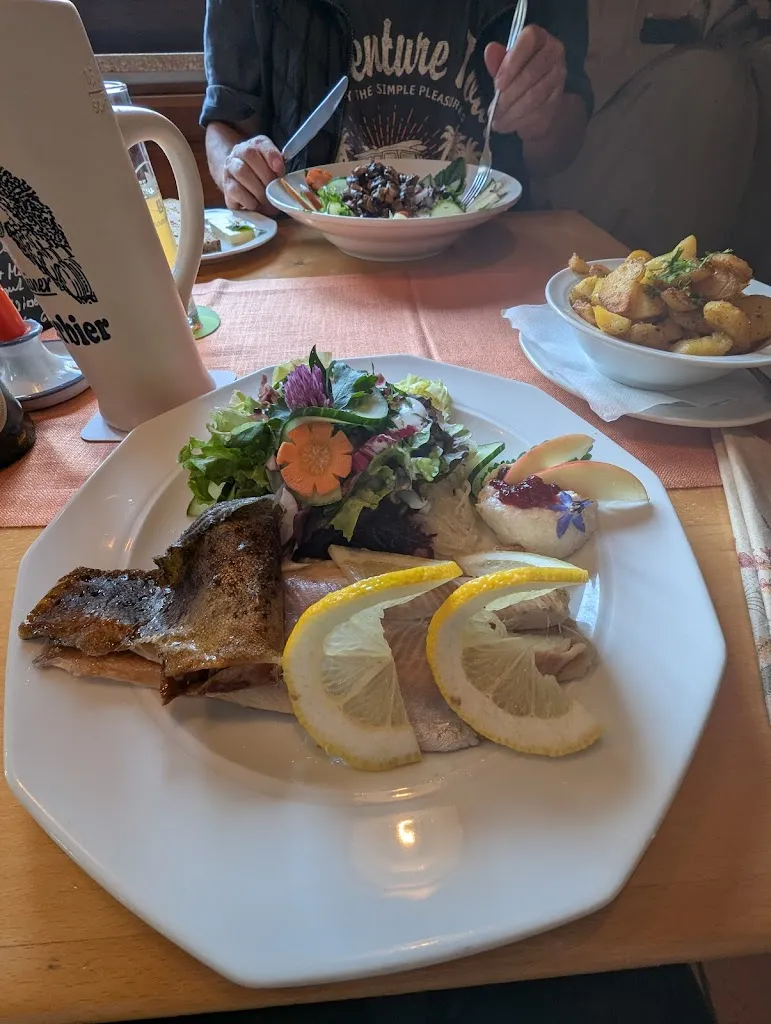 Juergen Schreier_Brennerei Gasthaus Dickas_Rhön_review