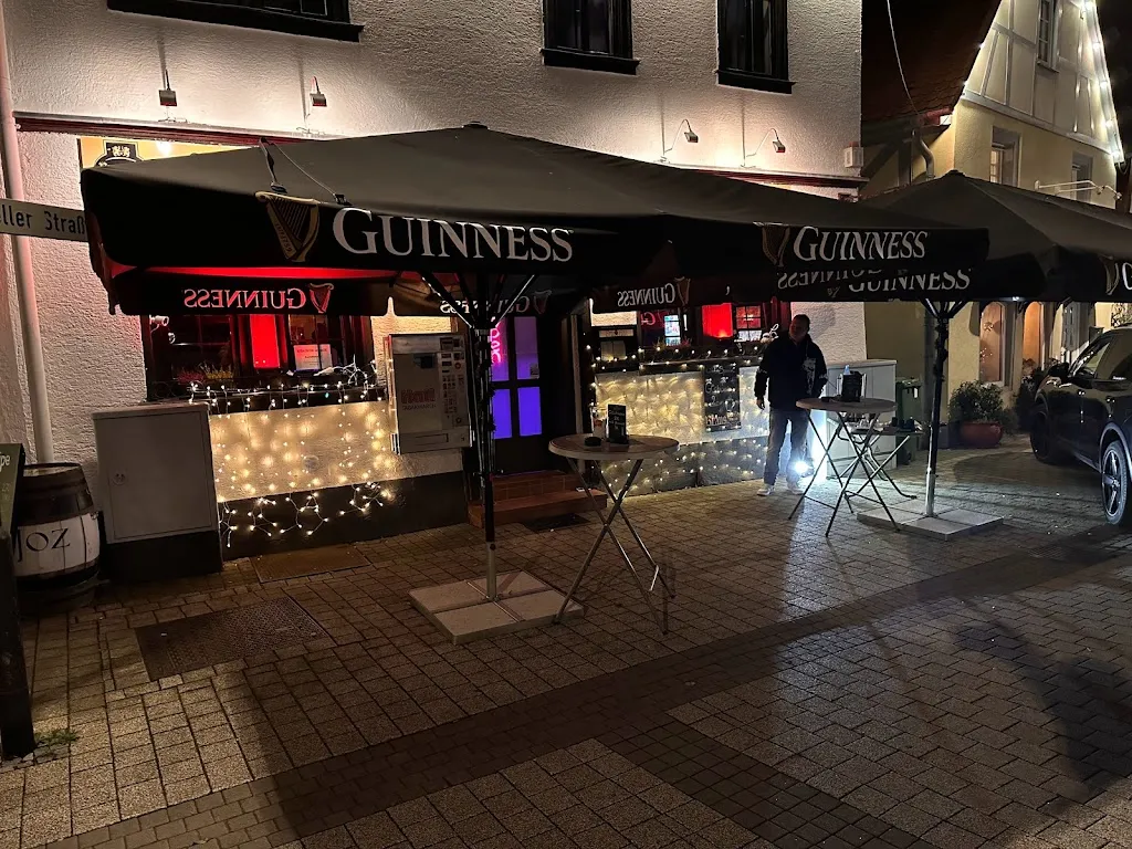 Die Kneipe „ZUM FÄSSEL“ Sportsbar_Bensheim_slider_image_1