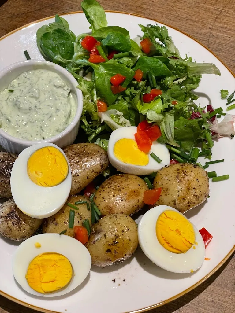 KMEIERS Wein und Flammkuchenhaus_Bensheim_slider_image_2