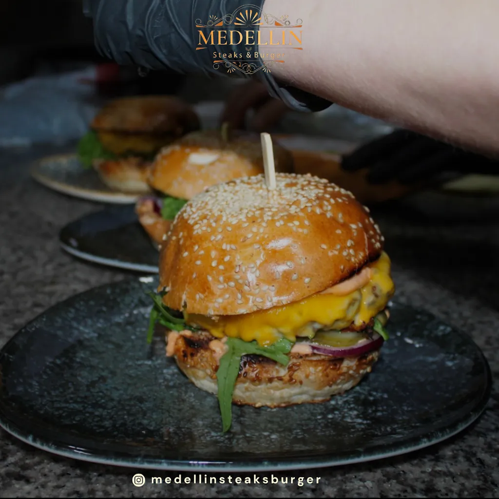 Medellin Steaks & Burger_Bruchköbel_slider_image_2
