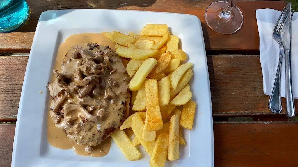 Flugplatz-Restaurant_Cölbe_slider_image_3