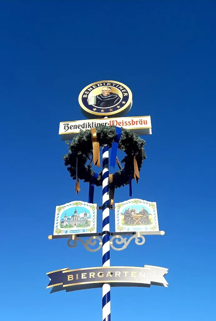 Annika Burski_Schrenzer Alm_Butzbach_recensione