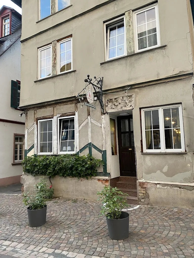 FC W_Fleschner Michaela Gutsausschank Schneck_Rhein_review