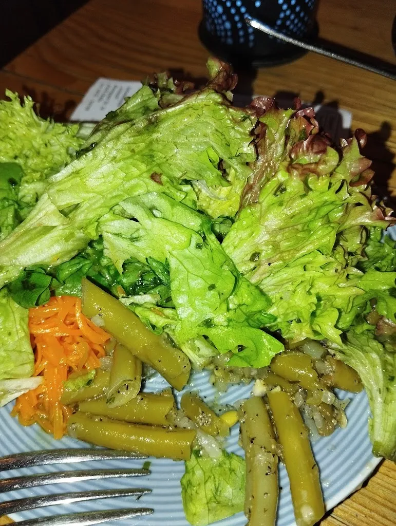 Cornelia Stenz-Bradbury_Fleschner Michaela Gutsausschank Schneck_Rhein_review