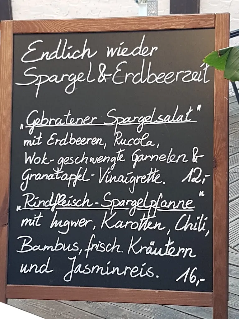 Menu_Than & Luc_Rhein_image_1