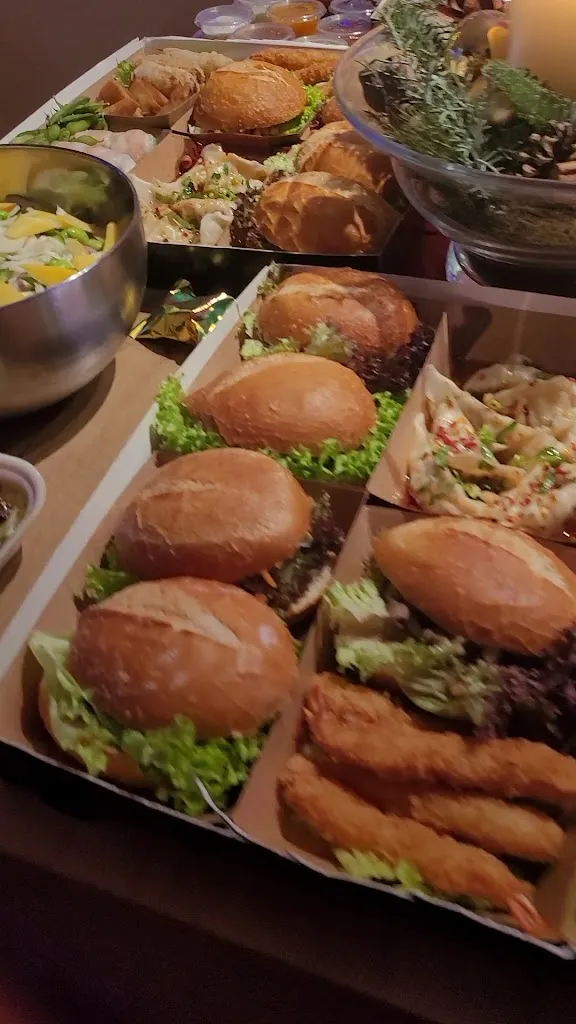 Than & Luc_Rhein_slider_image_2