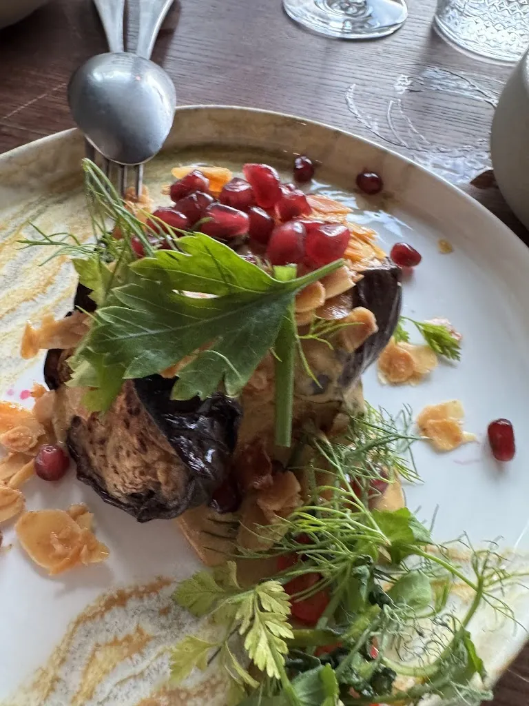 Gina Fafard_Cresco_Main_review