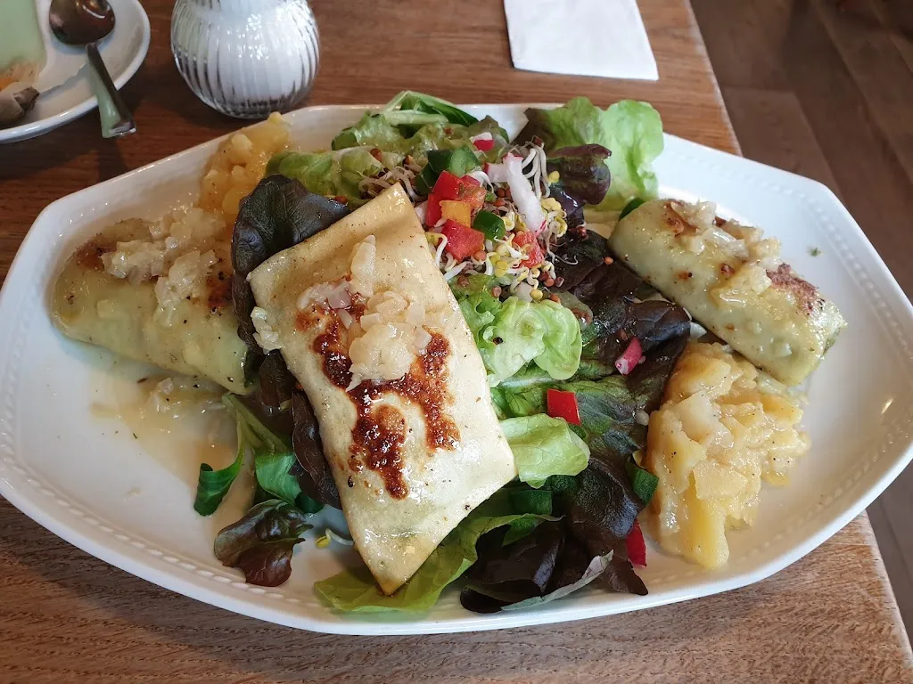 tongrak wangwan_Rössle Haselburg GmbH_Allgäu_review