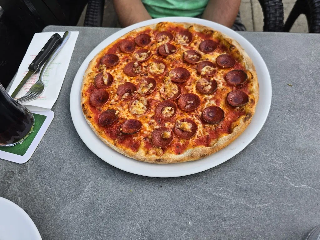 Ristorante Pizzeria Froschkönig_Mücke_slider_image_1