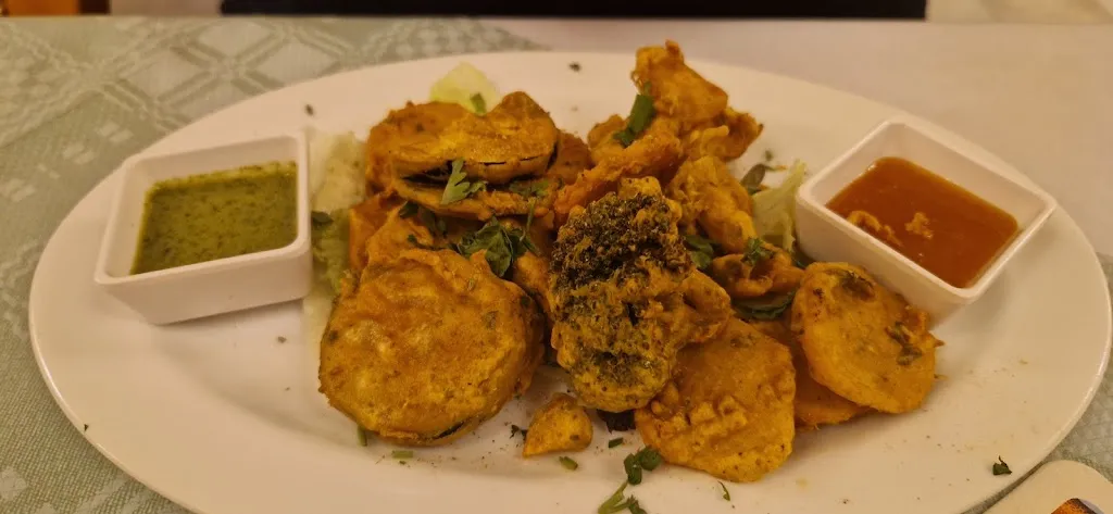 Restaurant zur Radsporthalle_Hainburg_slider_image_2