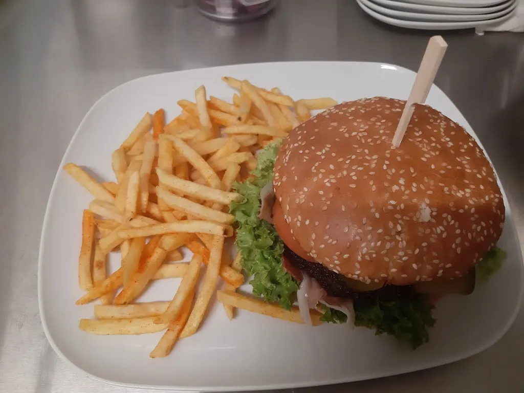 Menu_Peter's Adlertreff_Hanau_immagine_8