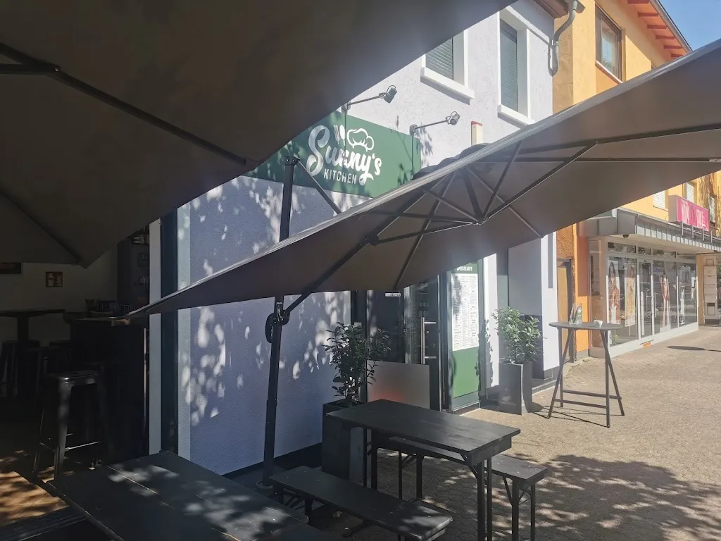 L Haarmann_Sunny's Kitchen_Main_recensione