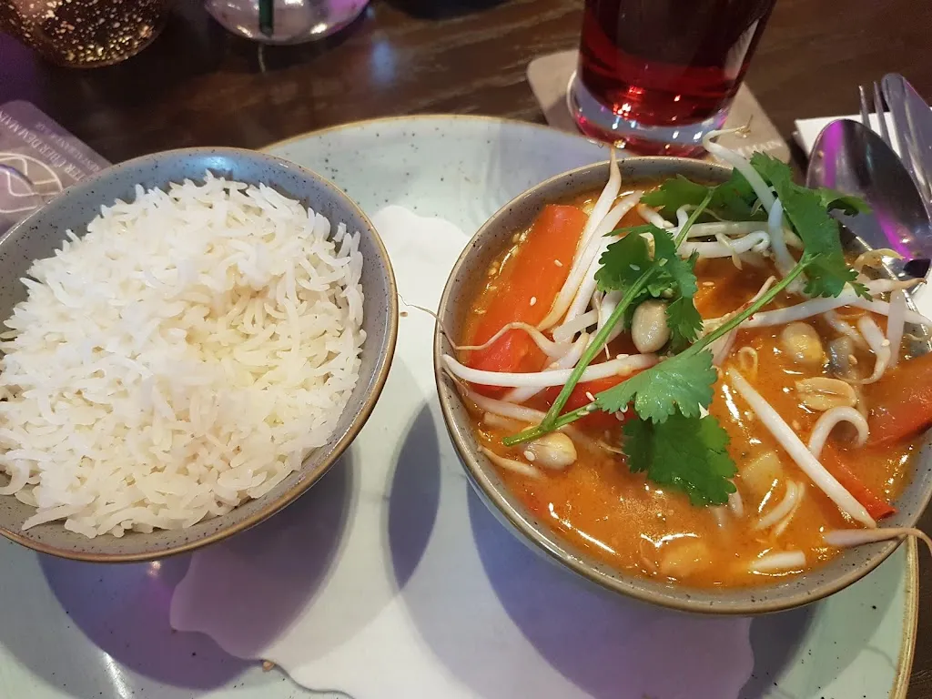 Menü_Drei Meter über dem Main_Main_Bild_9