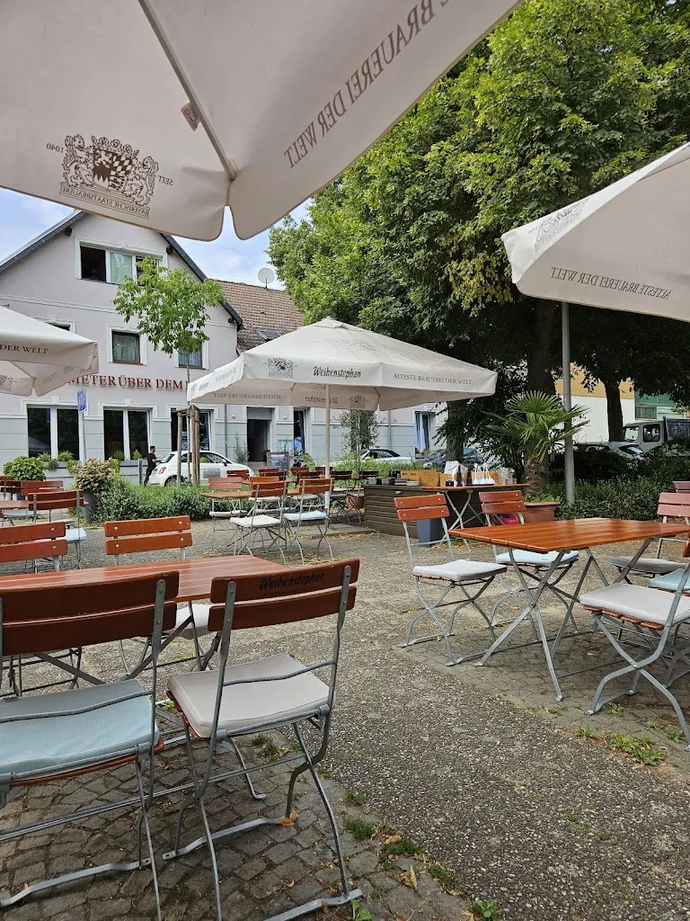 Drei Meter über dem Main ristorante a Main