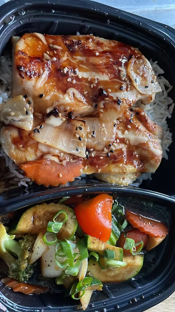 TS uxmax_Restaurant Miraku_Main_review