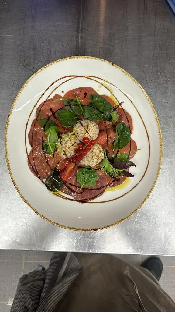 Wheelers Bar & Restaurant_Main_slider_image_2