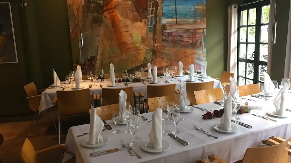 Müller Bistro_Main_slider_image_1