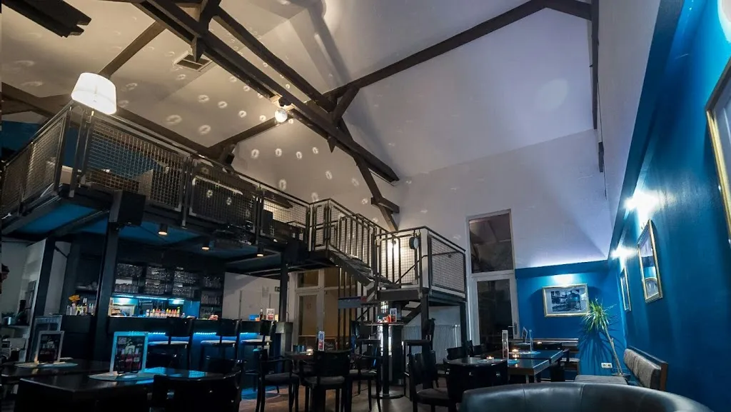 BAHNSINN ...die Bar mit Anschluss_Main_slider_image_1