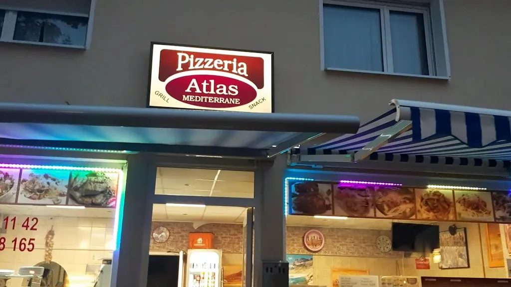 Pizzeria Atlas_Main_slider_image_2