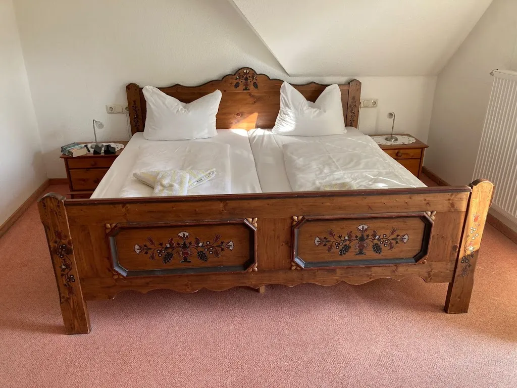 Zum Schwarzen Adler_Hofbieber_slider_image_1