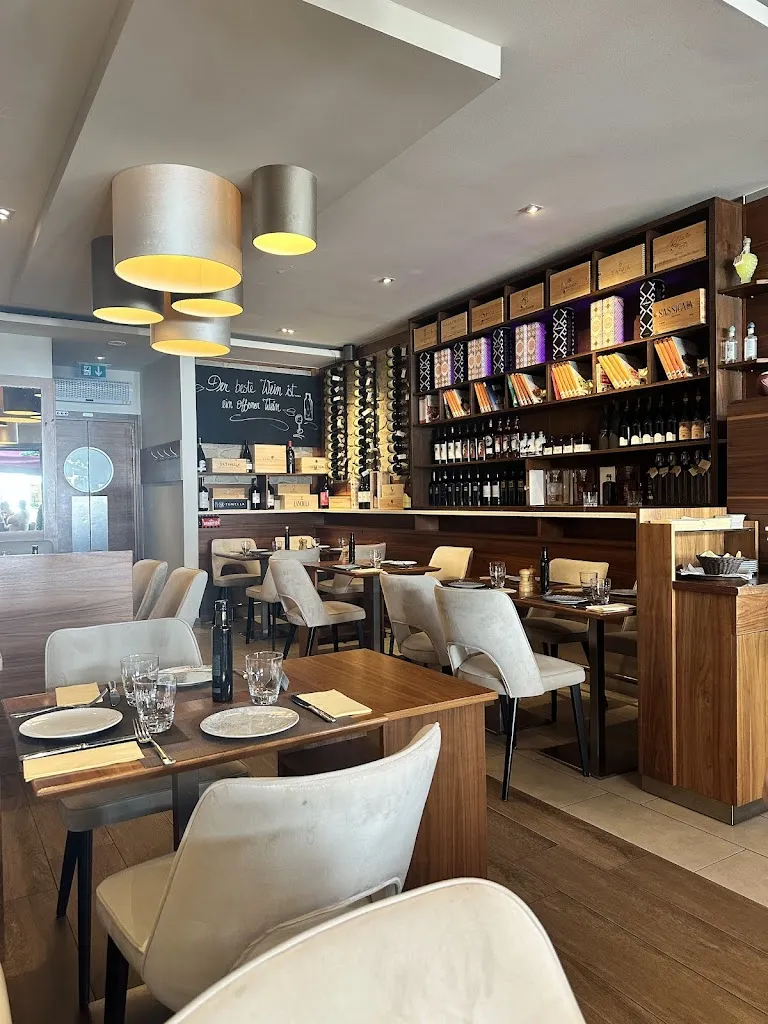 Momenti di Vita Italiani restaurant in Taunus