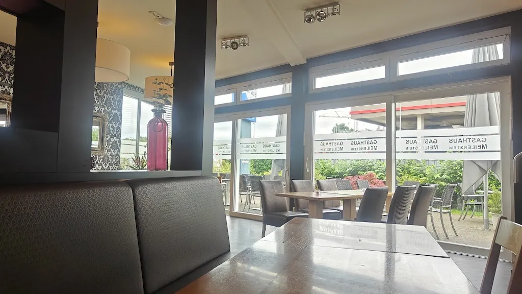 Matan Tespay_Gasthaus Meilenstein_Mahlberg_reseña