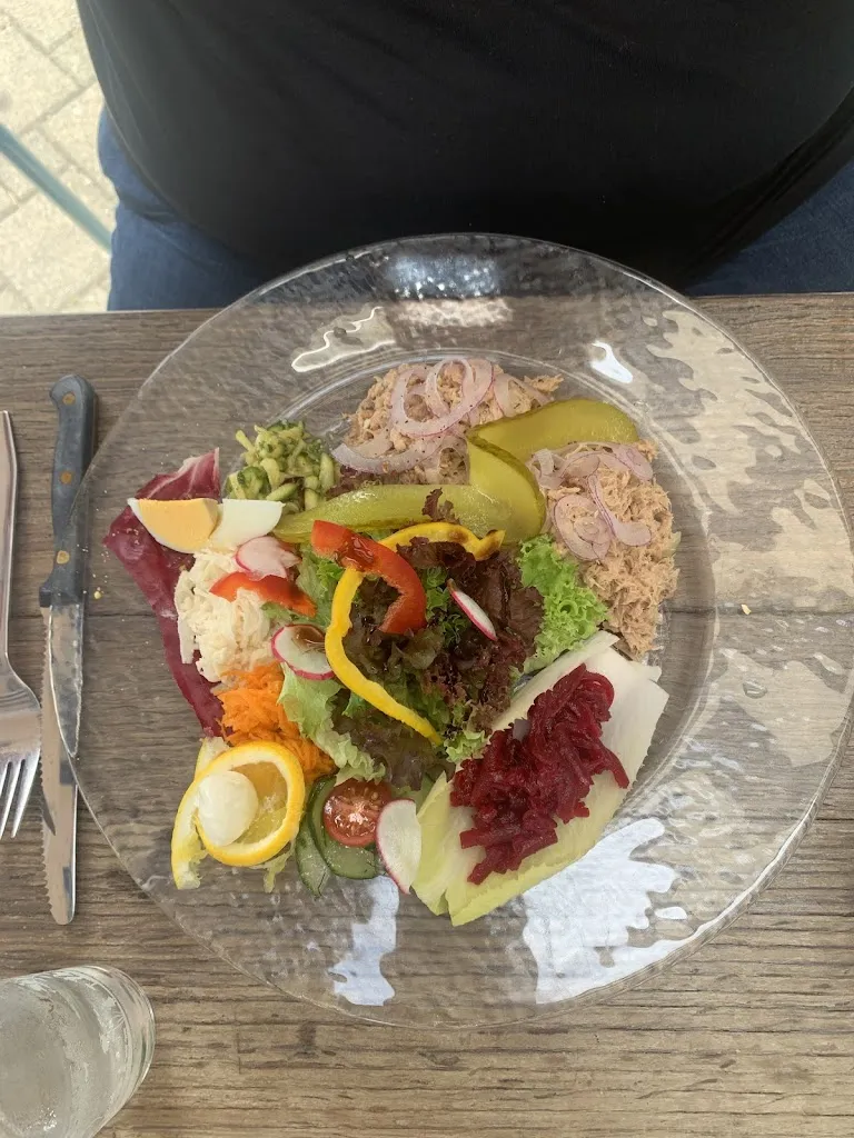 Andrea Antelmann_Conny's Hafenbeizli_Horn_recensione