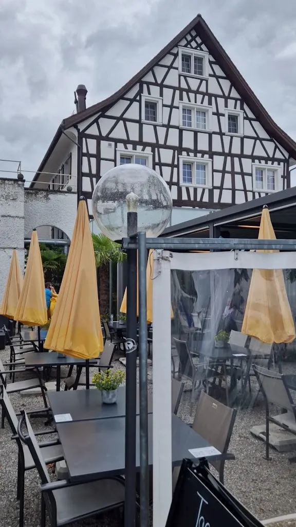 Traube Horn Restaurant / Bar_Horn_slider_image_2