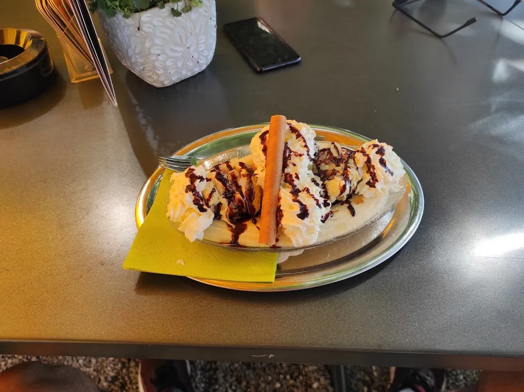 Traube Horn Restaurant / Bar_Horn_slider_image_3