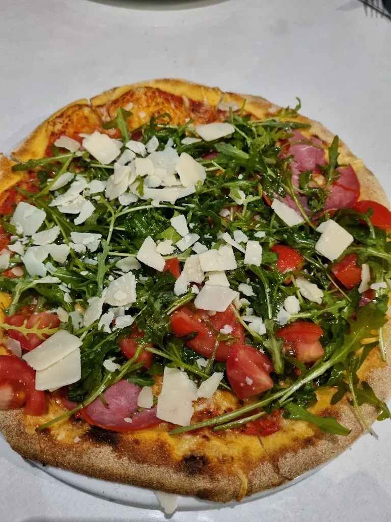 Pizzeria La Palma - Lieferung & Abholung - Idstein_Idstein_slider_image_3