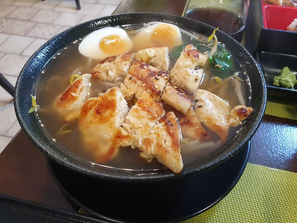 Menu_Salmon Sushi & Noodle Bar__imagen_7