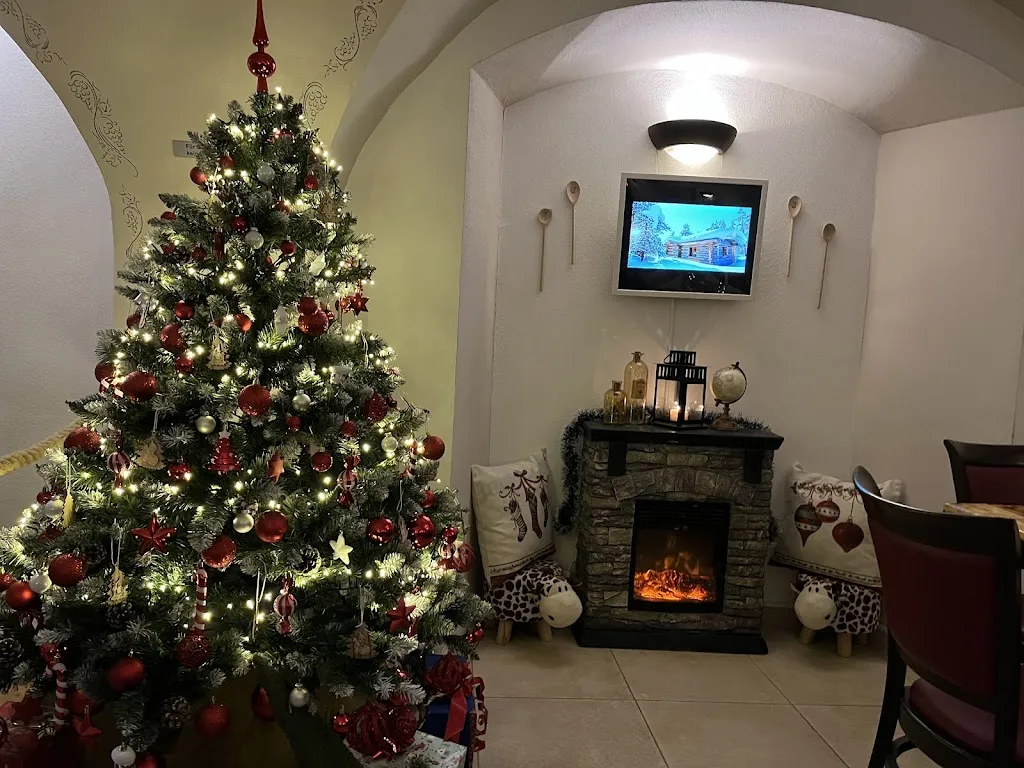 Michael Atchison_Gewölberestaurant 