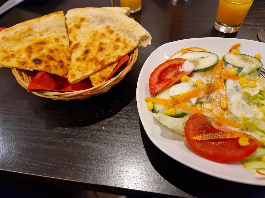 Menu_Pizzeria Restaurant Bella Italia_Lampertheim_image_9