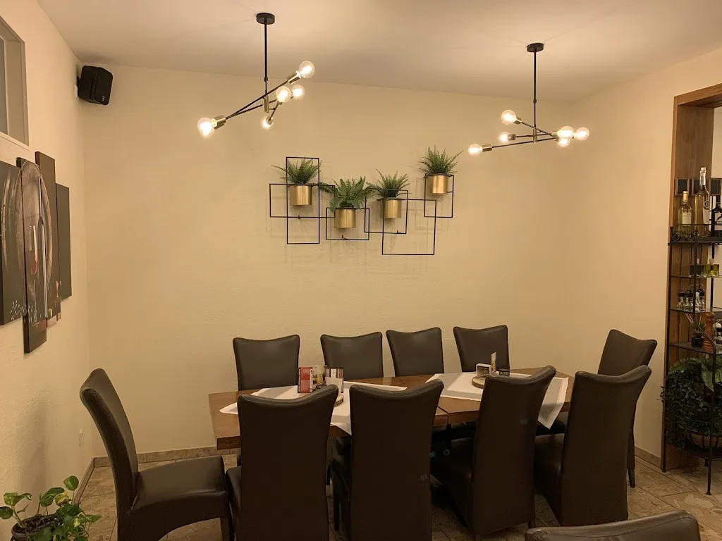 Zum Weißen Roß Merenberg restaurant in Merenberg