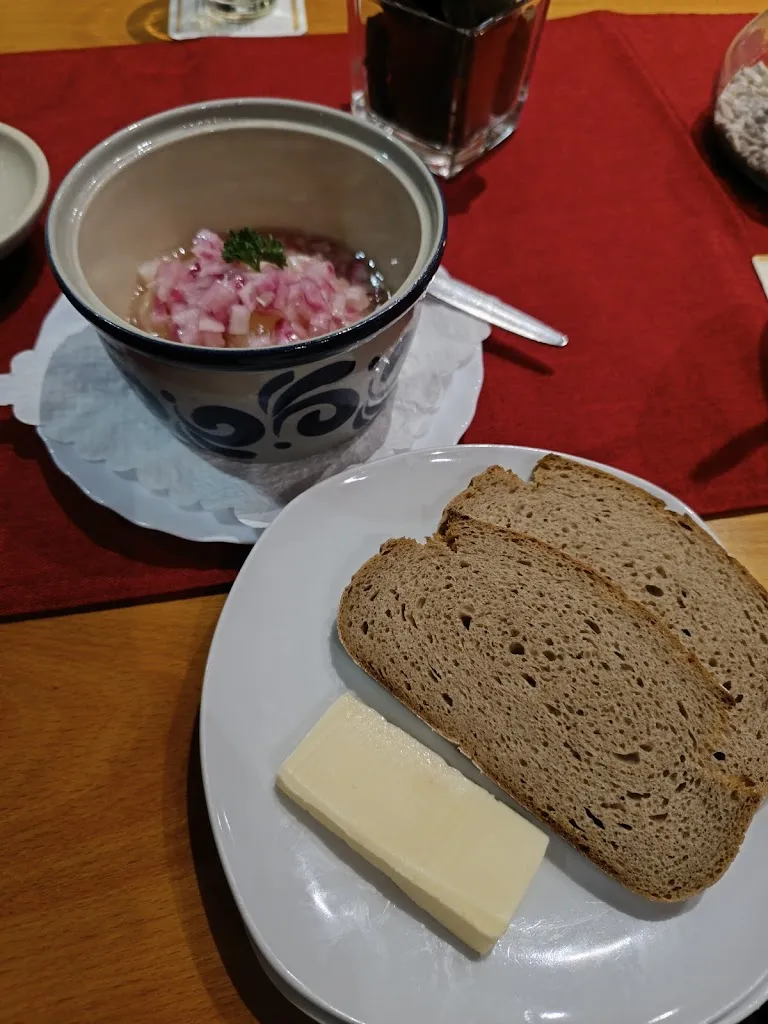 Menu_Max im Sportheim TSG Messel_Messel_image_4