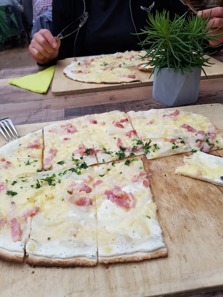 Menu_Flammkuchen Hütte Becker_Mehlingen_image_5