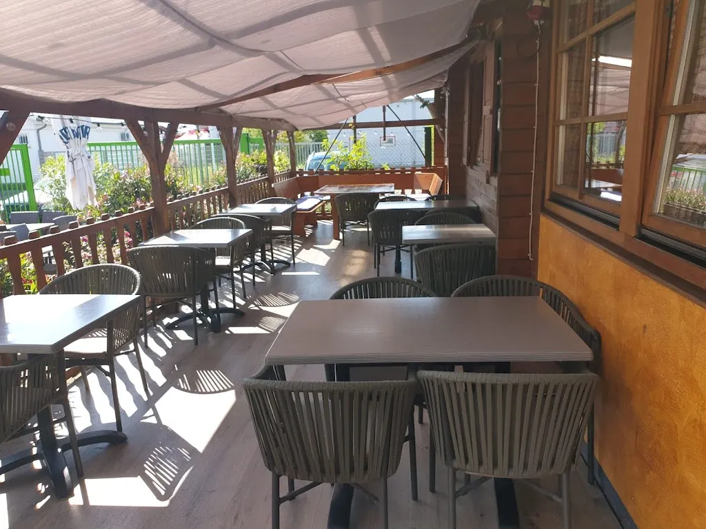 Flammkuchen Hütte Becker_Mehlingen_slider_image_1