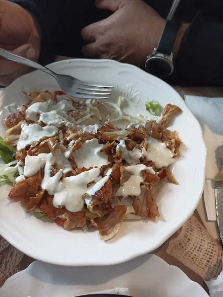 Knoten-Döner_Mengerskirchen_slider_image_2