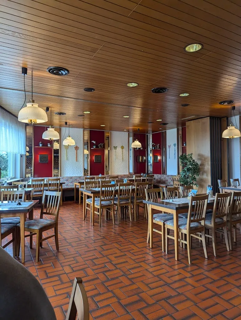 Daniel Müller_Meilkes Kochtöpfle · TC Wernau_Altbach_review